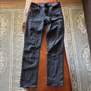 GUC size 27 R classic straight washed black midrise jeans